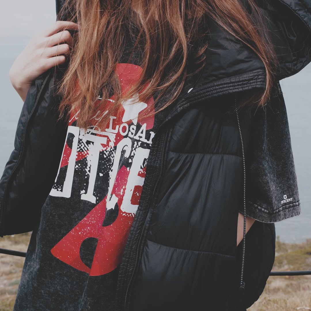 No. 2, Vibe City LA, Oversized Big T-Shirt, Shoulder Drop Short-Sleeve, Vintage Style, 100% Cotton, Black